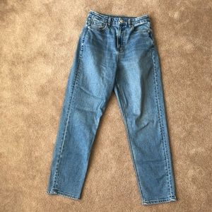 American Eagle Curvy Mom Jean 4S